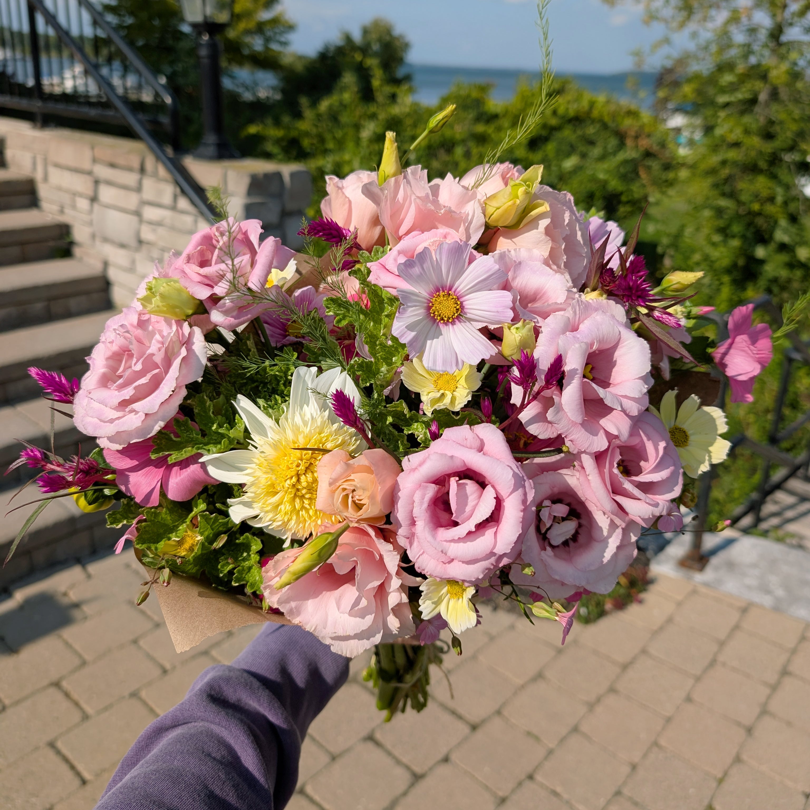 Deluxe Seasonal Mixed Bouquet | Locally Grown – North River Meadows